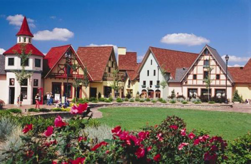 frankenmuth-michigan-best-christmas-shopping